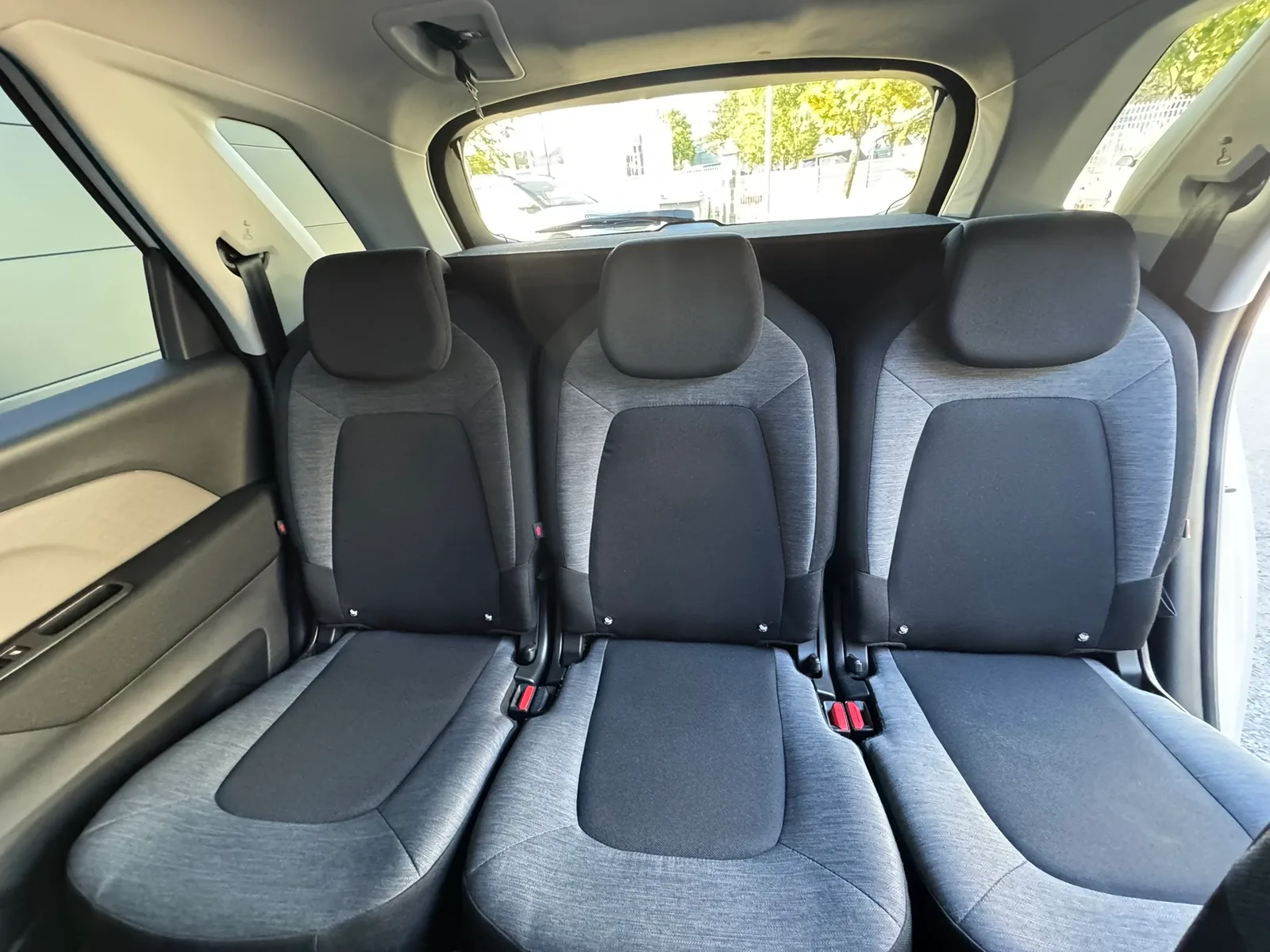 Citroën C4 Picasso - Photo 22